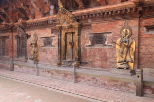 கங்கையும் யமுனாவும்